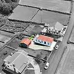 Holiday home Casa Da Hortensia Roxa By Ponta Negra Azores *
