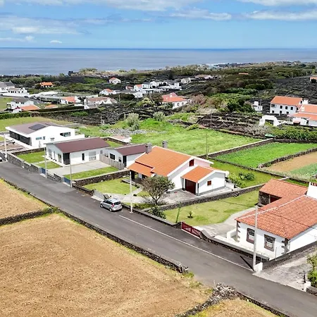 Casa Da Hortensia Roxa By Ponta Negra Azores Praia da Vitoria