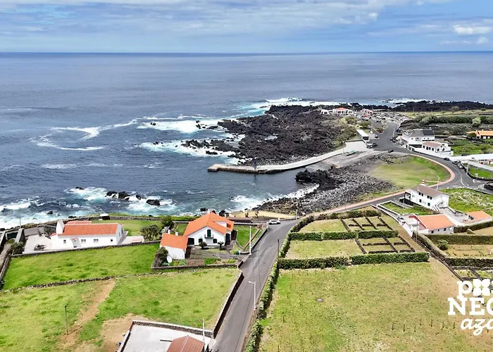 Casa Da Hortensia Roxa By Ponta Negra Azores Casa vacanze Praia da Vitória